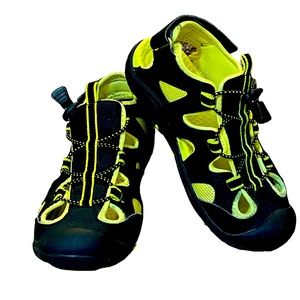 Kamik Unisex kids Oyster2 Amphibian Water Shoes Sandals Size 2